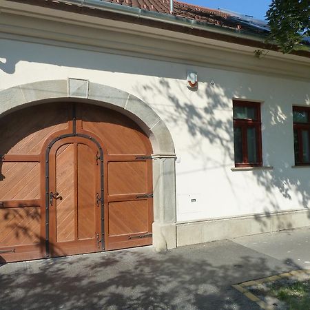Kaboca Vendeghaz Apartment Vác Exterior photo
